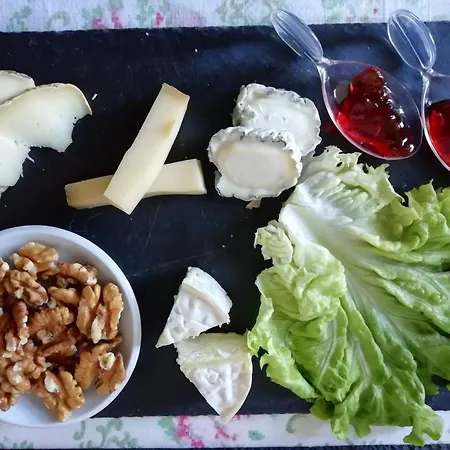 Domaine Des Tonneaux Bed & Breakfast